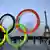 Frankreich |  Olympische Ringe vor dem Eiffelturm