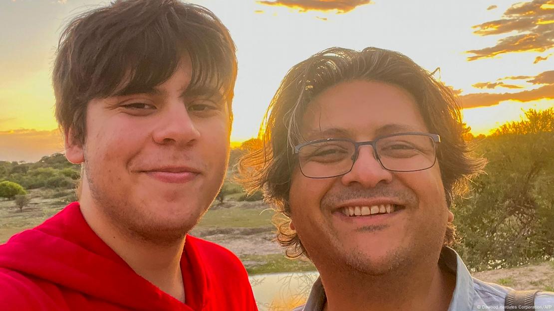 Suleman Dawood, estudiante de 19 años, junto a su padre Shahzada, son dos de los cinco fallecidos en la implosión del sumergible. Suleman Dawood, estudiante de 19 años, junto a su padre Shahzada, son dos de los cinco fallecidos en la implosión del sumergible.