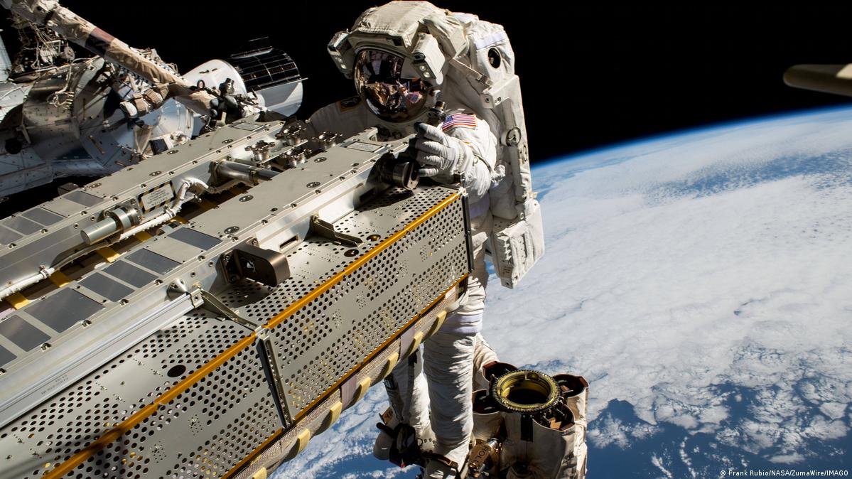 Por qué los astronautas son tan propensos a enfermedades? – DW – 22/06/2023, image size:1199x674