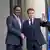 法国总统马克龙（右2）在今年5月于爱丽舍宫接见赞比亚总统希奇莱马(左2)