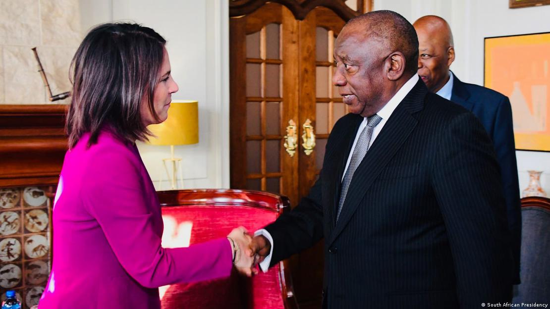 Annalena Baerbock na Cyril Ramaphosa Annalena Baerbock na Cyril Ramaphosa