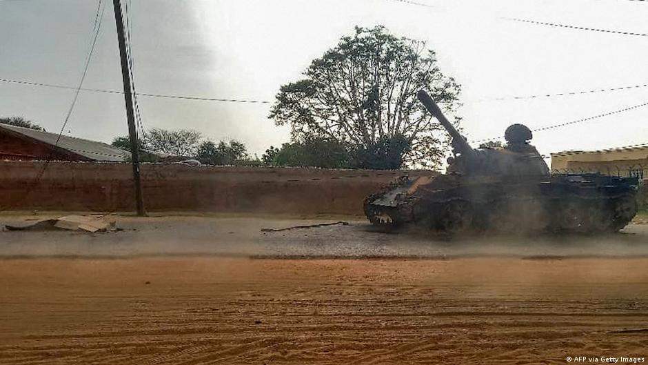 Sudan military urges volunteers as RSF holds on – DW – 07/03/2023 - Vimarsana News