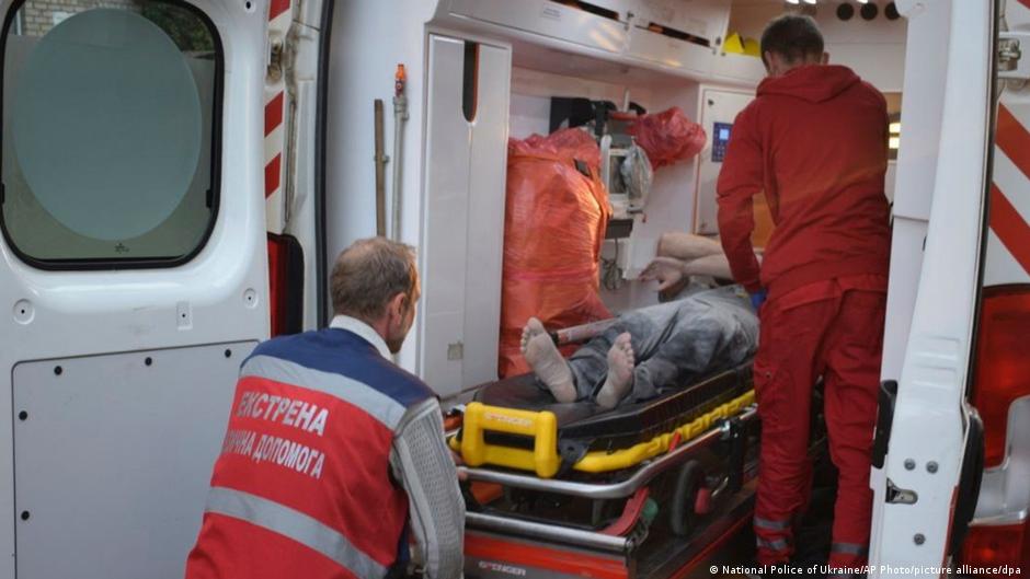 Ukraine aktuell: UN zählen fast 10.000 getötete Zivilisten
Top-Thema
Weitere Themen