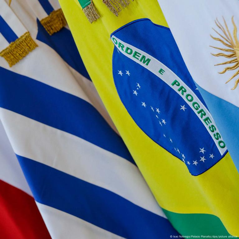 Se acordo com UE emperrar, Mercosul pode recorrer ao Sudeste Asiático  durante presidência paraguaia? - 28.11.2023, Sputnik Brasil