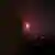 Una explosión de un dron se observa en el cielo durante un ataque de aviones no tripulados rusos a una zona de Kiev, Ucrania, el 02.07.2023.