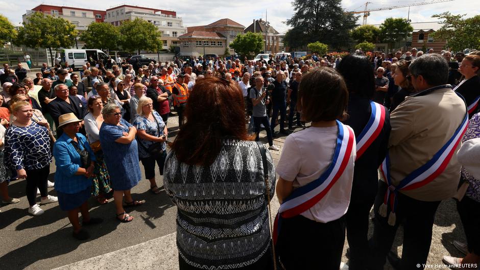 France: Anti-violence rallies held as riot tensions ease – DW – 07/03/2023 - Vimarsana News