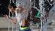 Un niño se refresca en una fuente el pasado 22 de junio. Un niño se refresca en una fuente el pasado 22 de junio.