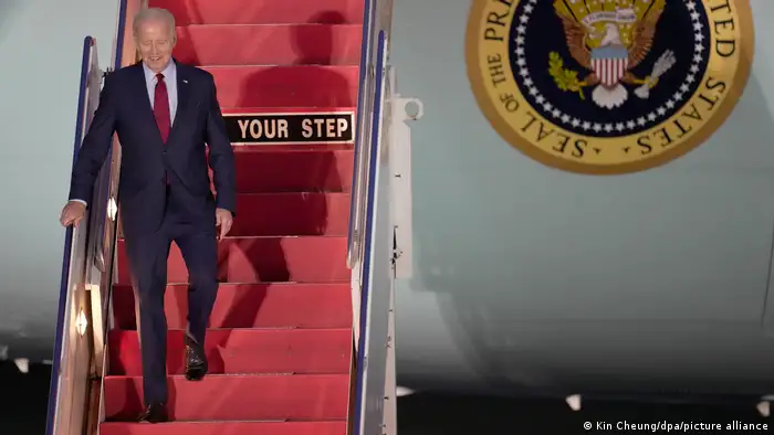 拜登9日于伦敦降落，展开他的北约峰会及欧洲三国之旅。