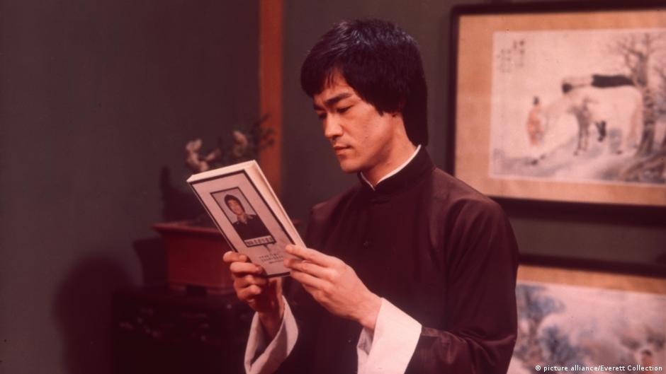 Bruce Lee: The kung fu legend's legacy lives on – DW – 07/18/2023 - Vimarsana News