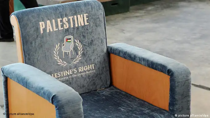 Leerer Stuhl Palästinas in UN Hauptquartier Deutschland lehnt UN Inititative ab Flash-Galerie