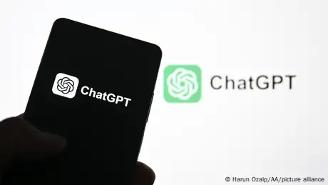 الروبوتات الذكية مثل ChatGPT ليست مصادر معلومات موثوقة. 