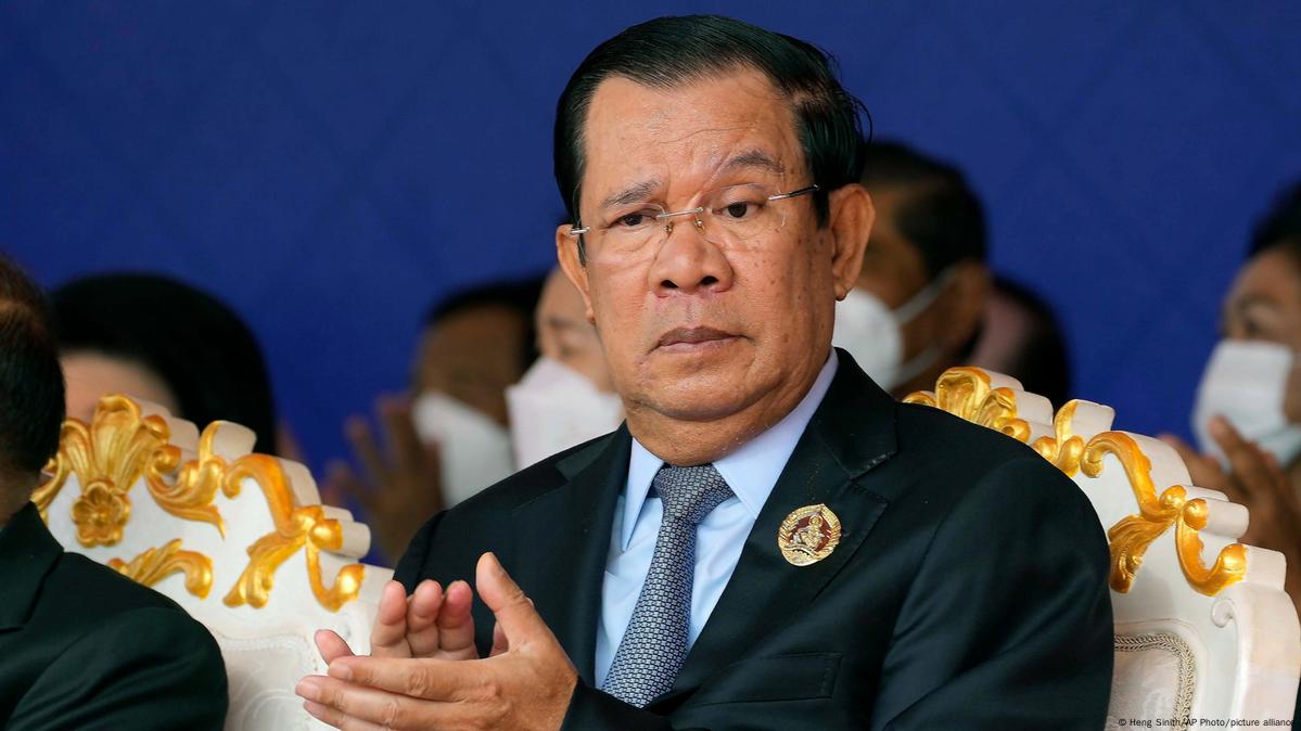 Cambodia: Ex-dictator Hun Sen returns as chief of Senate – DW – 04/03/2024