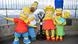 Cinco personajes de "Los Simpsons". Cinco personajes de "Los Simpsons".