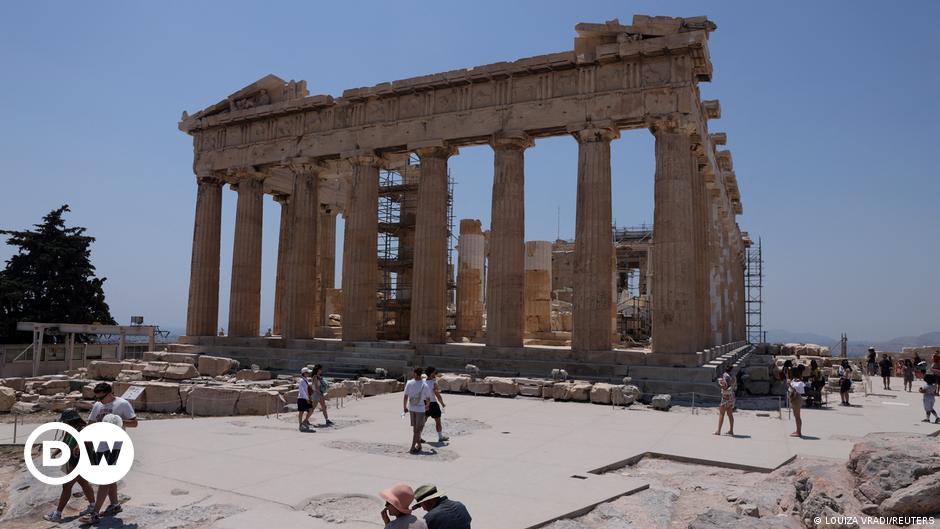 Acropolis ditutup sementara karena gelombang panas – DW – 14 Juli 2023