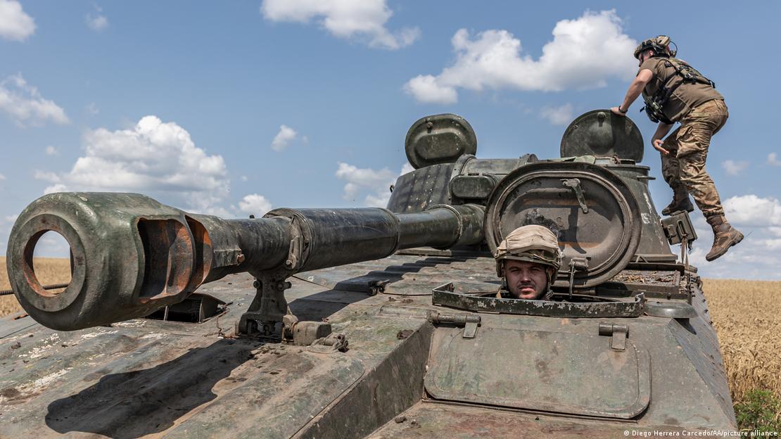 Украински войници на фронта в Донецка област