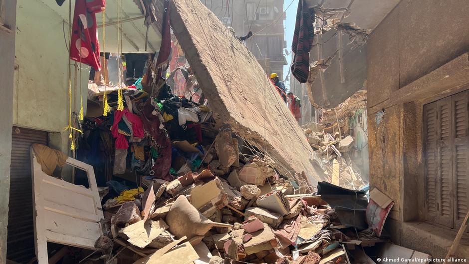 Egypt: Cairo building collapse kills 9