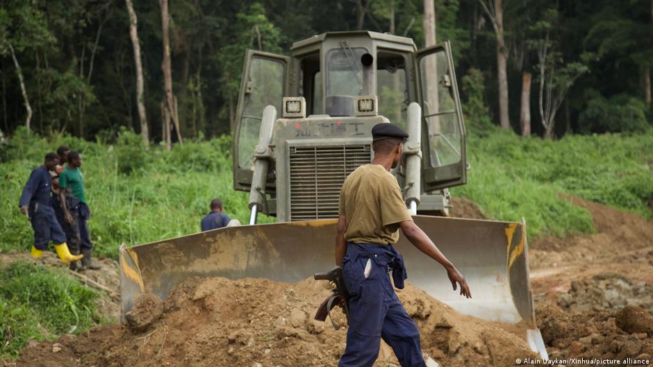 DR Congo and Uganda: Are new roads part of war compensation? – DW – 09/01/2023 - Vimarsana News