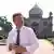Bundeswirtschaftsminister Robert Habeck besucht gerade Indien