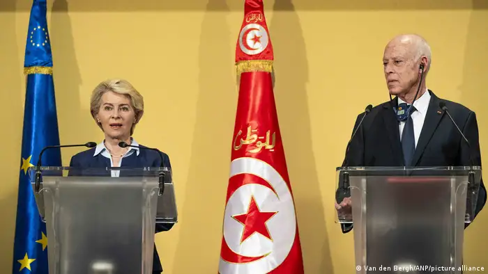 الرئيس التونسي قيس سعيّد مع رئيسة المفوضية الأوروبية أورسولا فون دير لاين (16.07.2023).