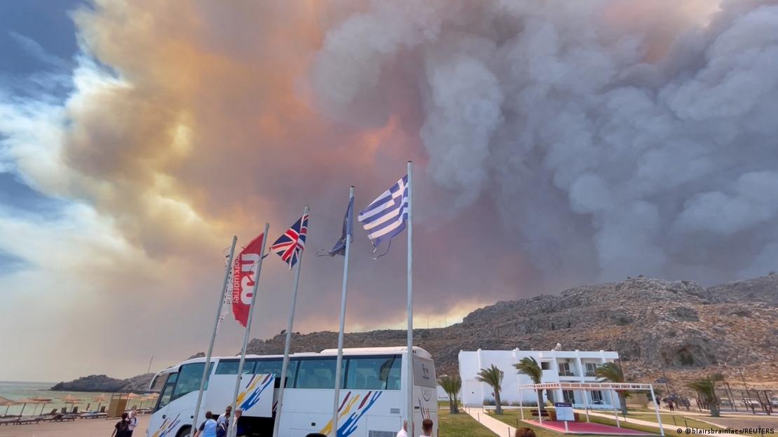 Tymi ngrihet nga një zjarr në ishullin Rodos