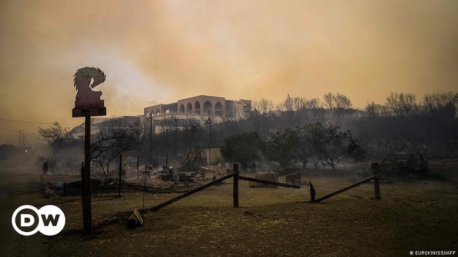 Waldbrände auf Rhodos treiben Tausende in die Flucht – DW – 22.07.2023