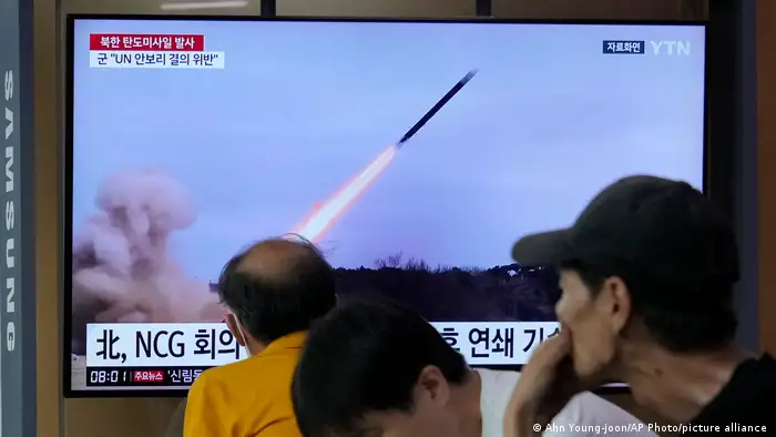 朝鲜不时试射各类导弹，图为2023年7月25日的一次导弹试射
