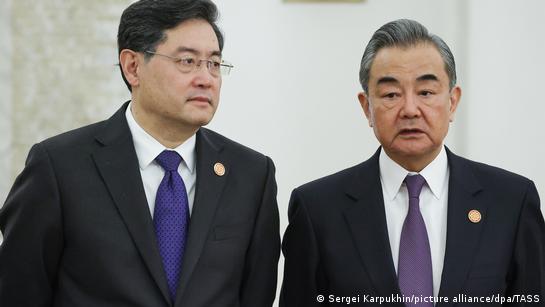 长平观察:从秦刚事件中,你了解到什么,学到了什么?