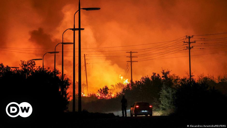 Kebakaran besar kini terjadi di Yunani tengah – DW – 27 Juli 2023