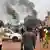 دخان يتصاعد من مقر حزب الرئيس المعزول من الجيش محمد بازوم نيامي 