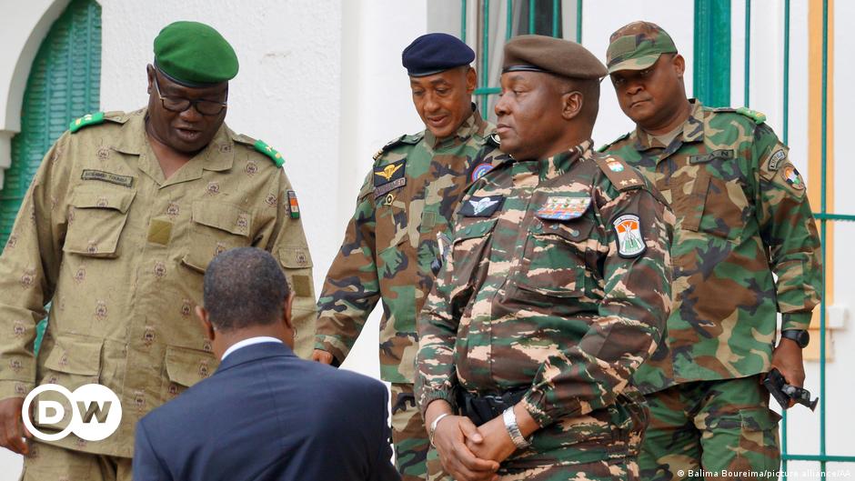 Militärs warnen Staatenbund ECOWAS vor Eingreifen im Niger
Top-Thema
Weitere Themen