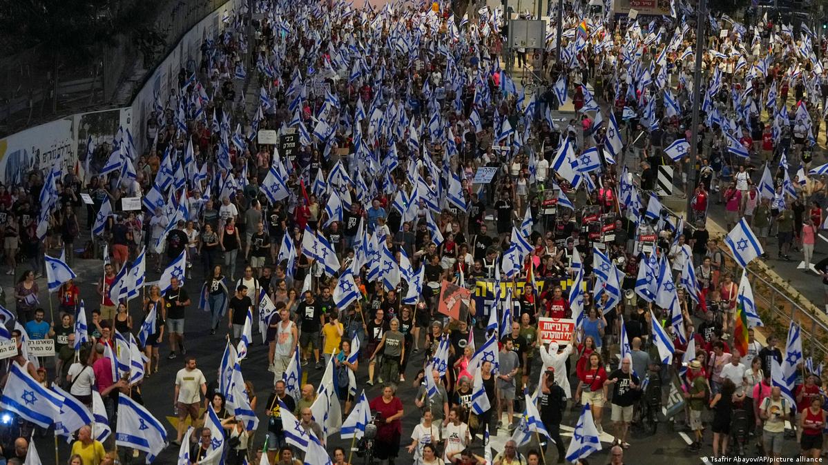 Israelíes protestan contra reforma judicial de Netanyahu DW 29/07/2023