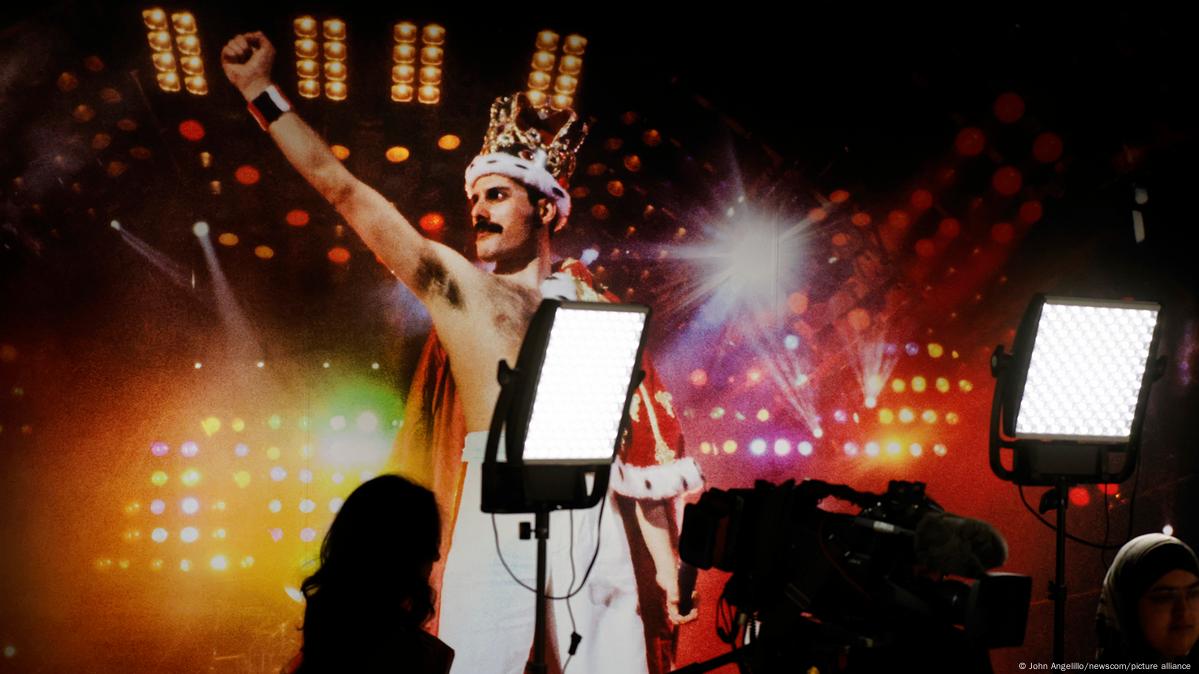 Bohemian Rhapsody: How Freddie Mercury Created the Greatest Pop Song of the  20th Century, Freddie Mercury: A World of His Own