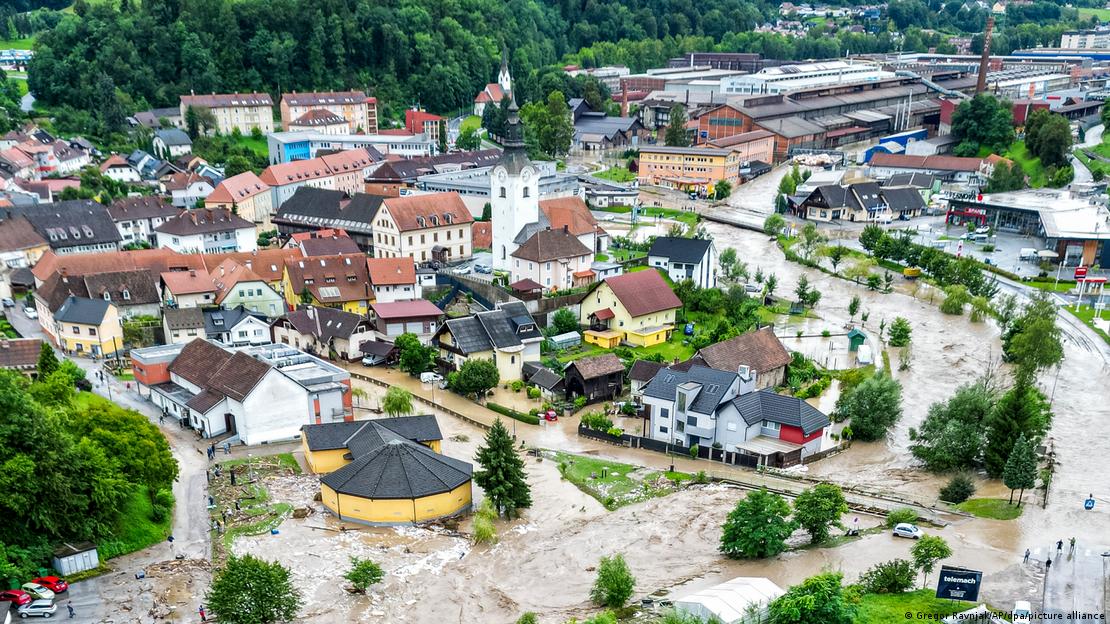 Eslovenia sufre la peor inundación en más de 30 años se registran seis
