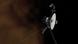La sonda, en la que destaca su antena parabólica blanca, se ve en la oscuridad con estrellas de fondo. La sonda, en la que destaca su antena parabólica blanca, se ve en la oscuridad con estrellas de fondo.