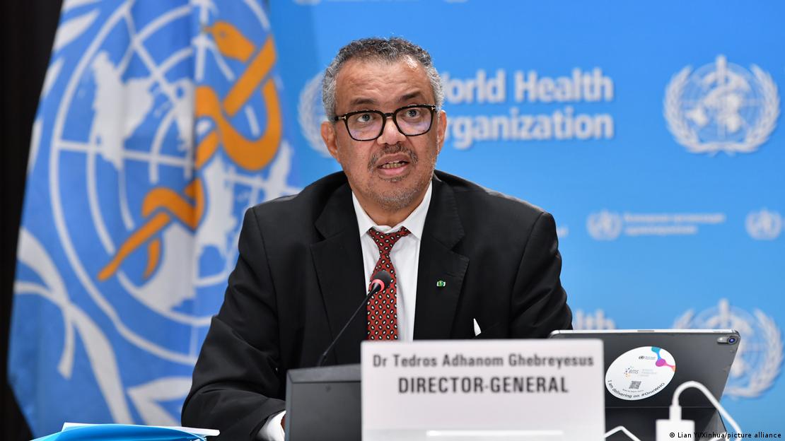 Glavni tajnik Tedros Ghebreyesus za govornicom Svjetske zdravstvene organizacije