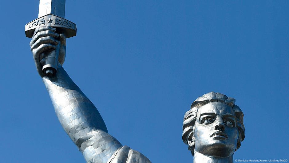 Spomenik majci domovini u Kijevu (detalj)