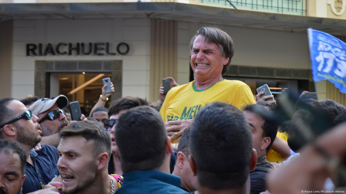 Em 6 de setembro de 2018, o então candidato presidencial Jair Bolsonaro foi esfaqueado no estômago durante um comício eleitoral em Juiz de Fora.