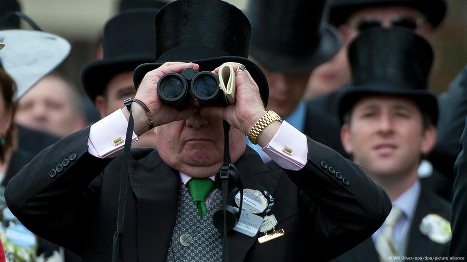 Germany's business elite and the illusion of meritocracy DW 07/11/2025