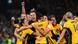 Jubeltraube der australischen Spielerinnen nach dem Elfmeterschießen gegen Frankreich Jubeltraube der australischen Spielerinnen nach dem Elfmeterschießen gegen Frankreich