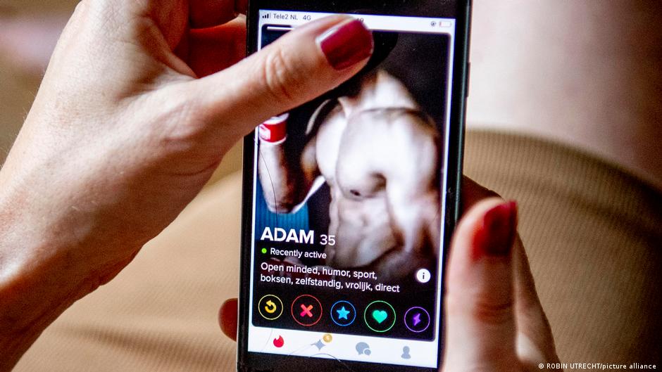 Target Victim When criminals use dating apps to target victims