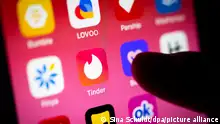 Symbolbild Dating-App Online Dating