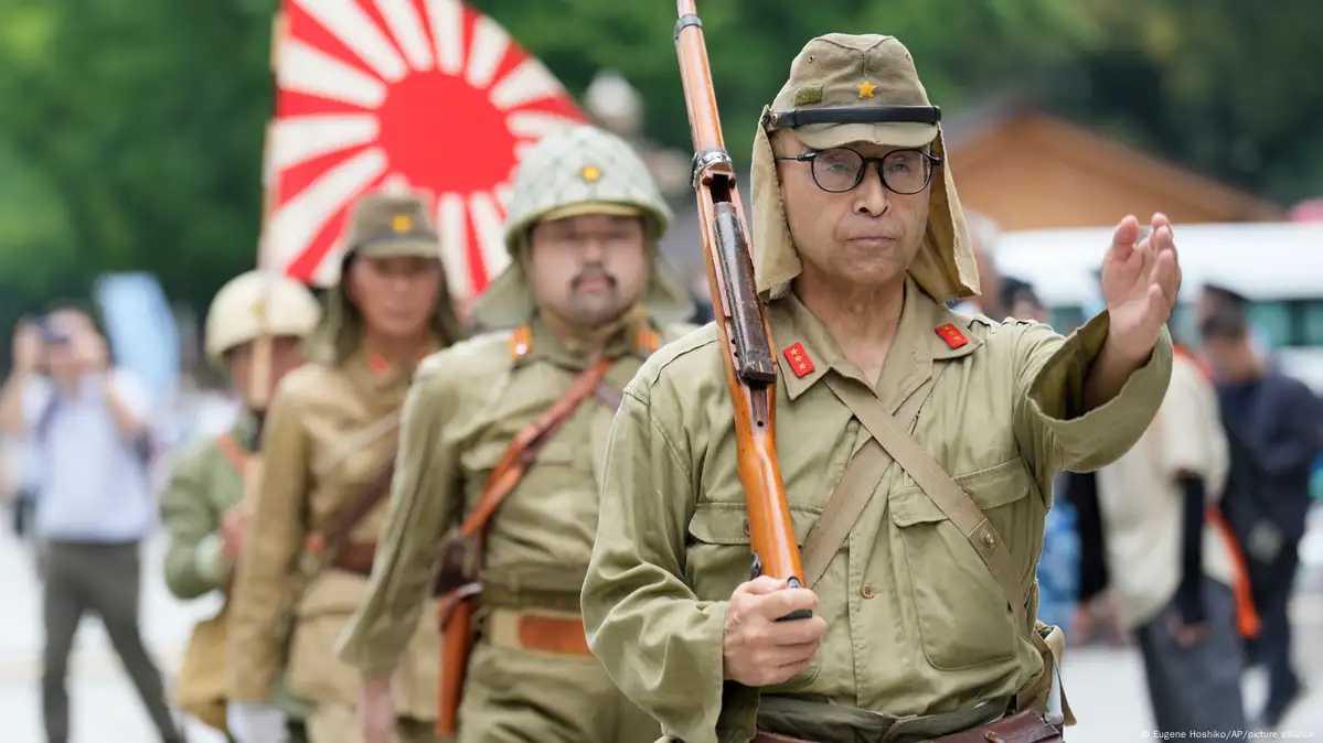 1 woman army japanese