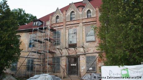 Ex-Residenz von Hitler-Attentäter: Neues Leben für ein altes Schloss?