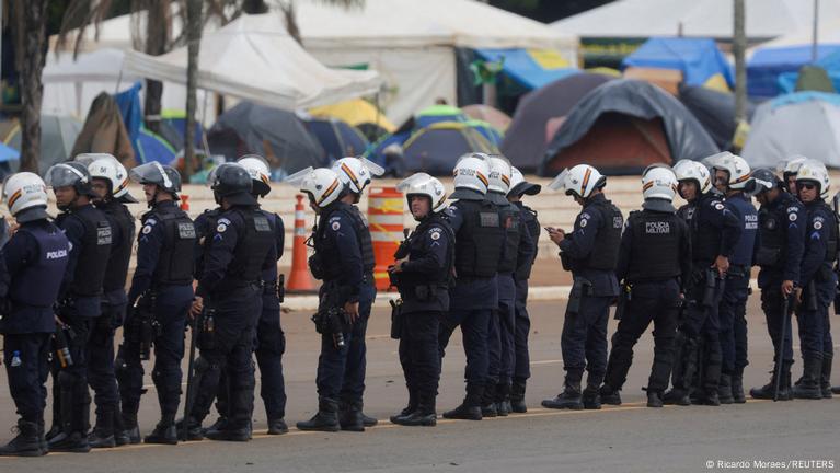 Brazil Arrests Senior Military Police Over January 8 Riots – DW – 08/19 ...