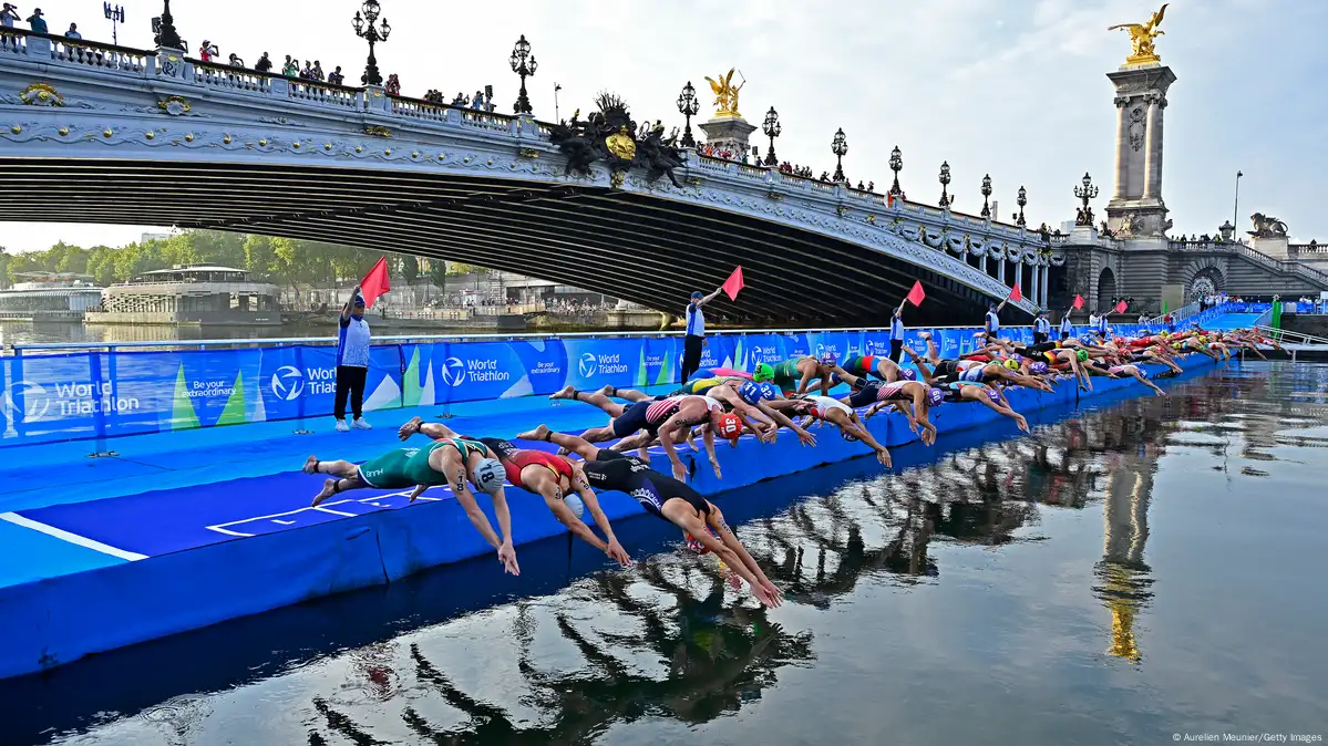 Qualidade da água do rio Sena, em Paris, obriga a cancelar prova teste de  natação para os Jogos Olímpicos