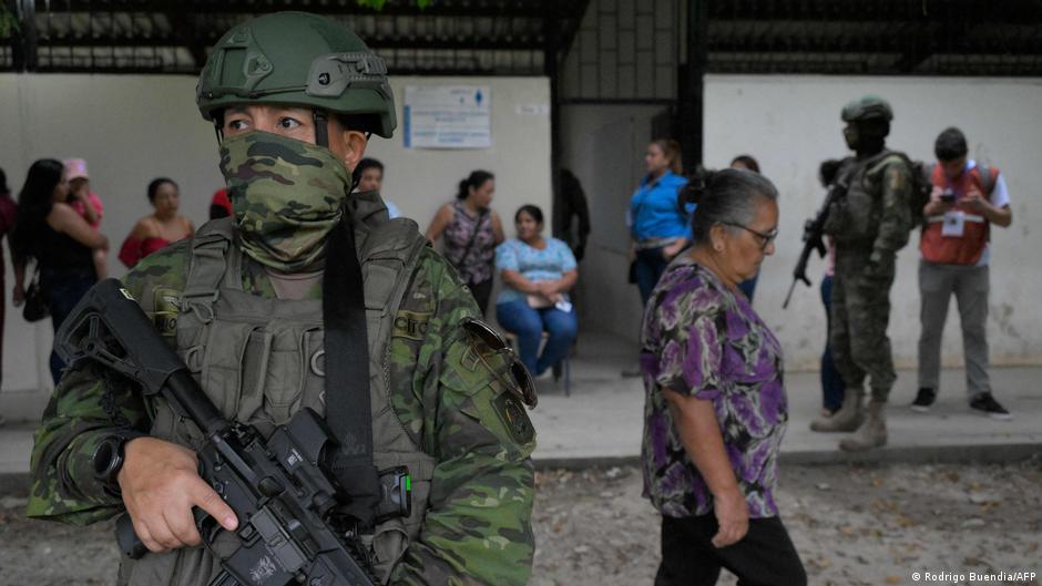 Ecuador voters head to the polls in presidential elections – DW – 08/20/2023 - Vimarsana News