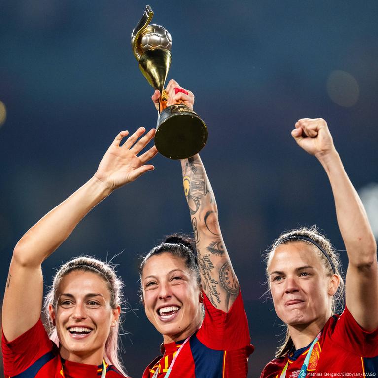 Alexia Putellas: World Cup winner says 'FIFA should take note' of