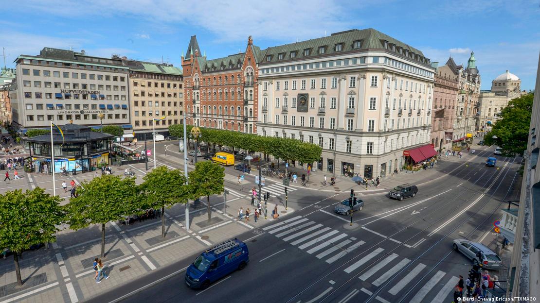 Stockholm'ün Norrmalmstorg Meydanı'nda bulunan Kreditbanken binası