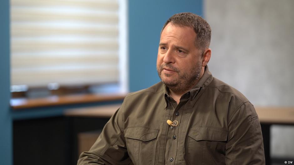 Selenskyj-Berater-im-DW-Exklusivinterview-Ukraine-einem-Sieg-nahe-