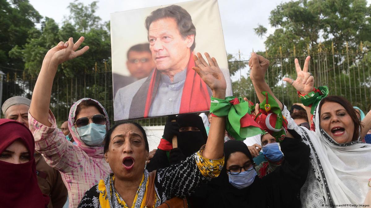 Pakistan schedules parliamentary elections for January